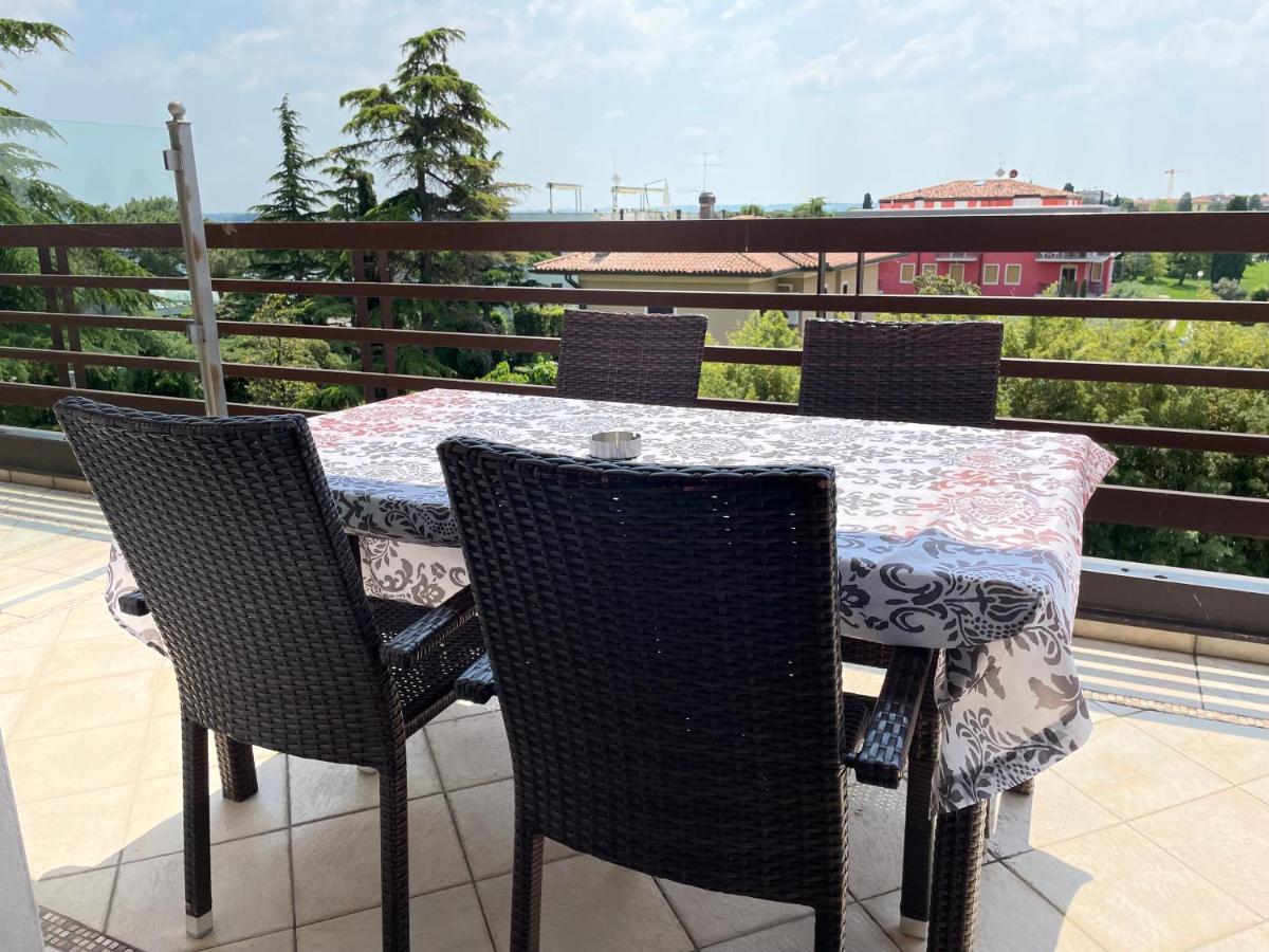 Residence Alexandra Stay 시르미오네 외부 사진