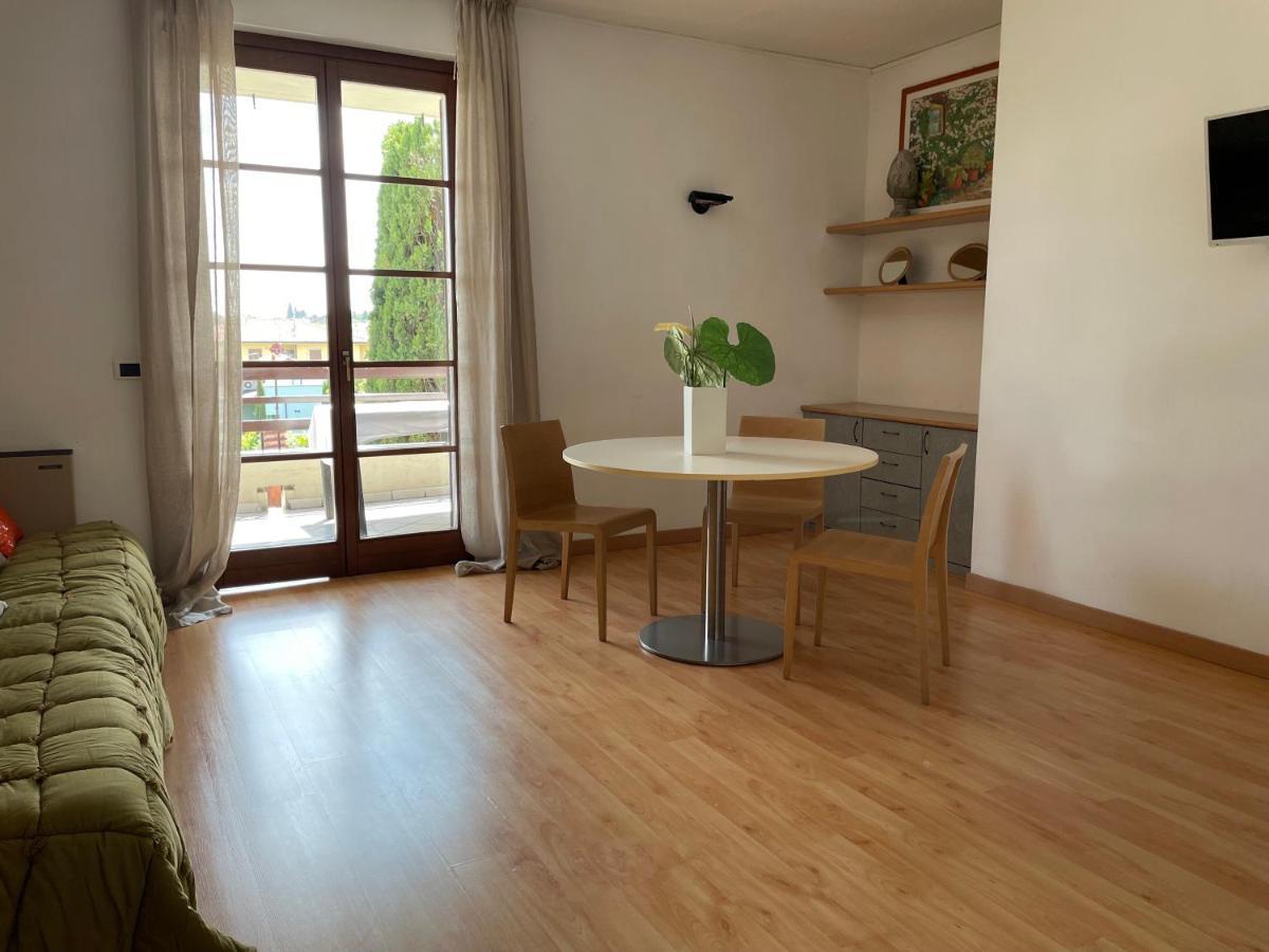 Residence Alexandra Stay 시르미오네 외부 사진