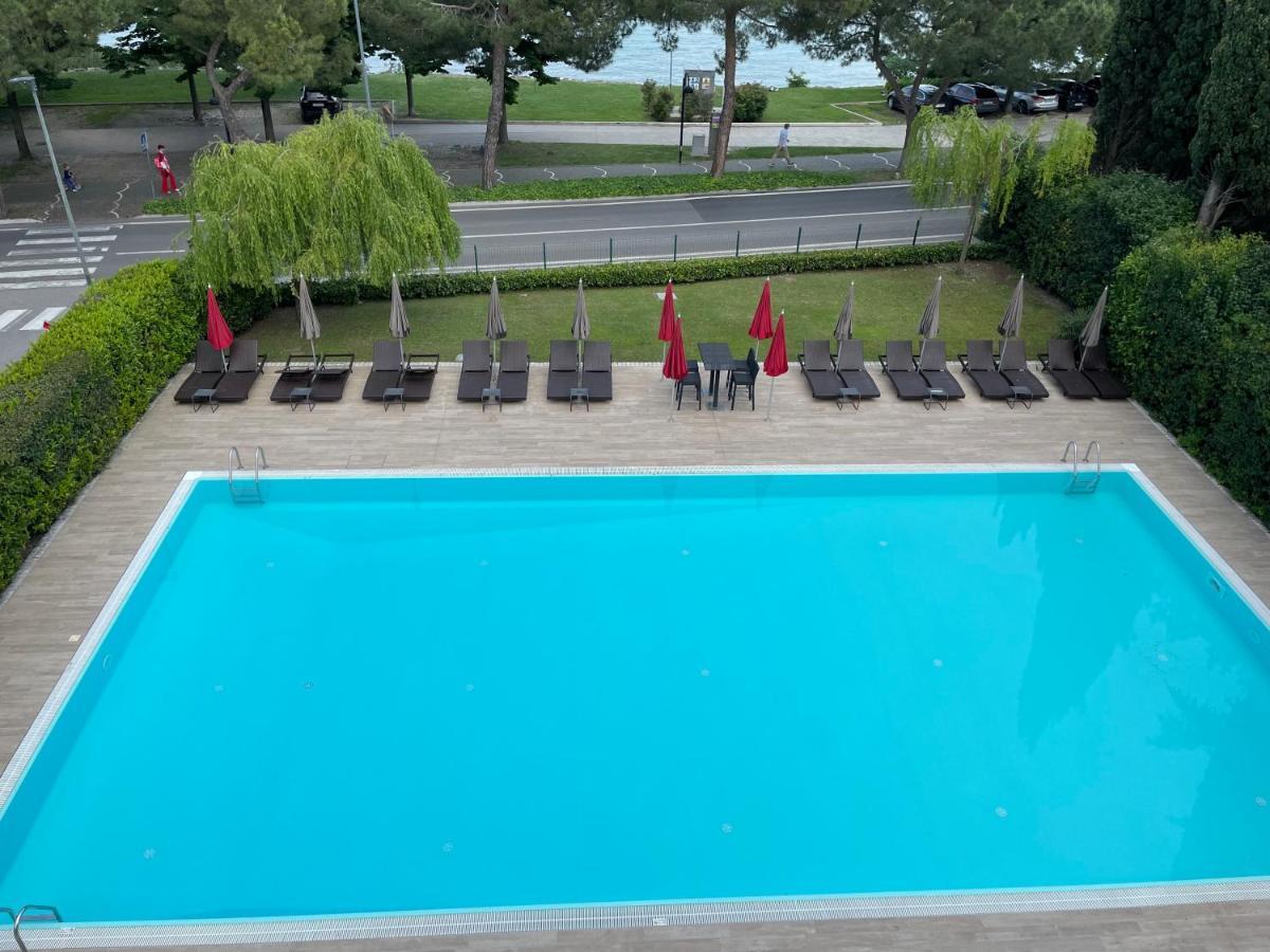 Residence Alexandra Stay 시르미오네 외부 사진